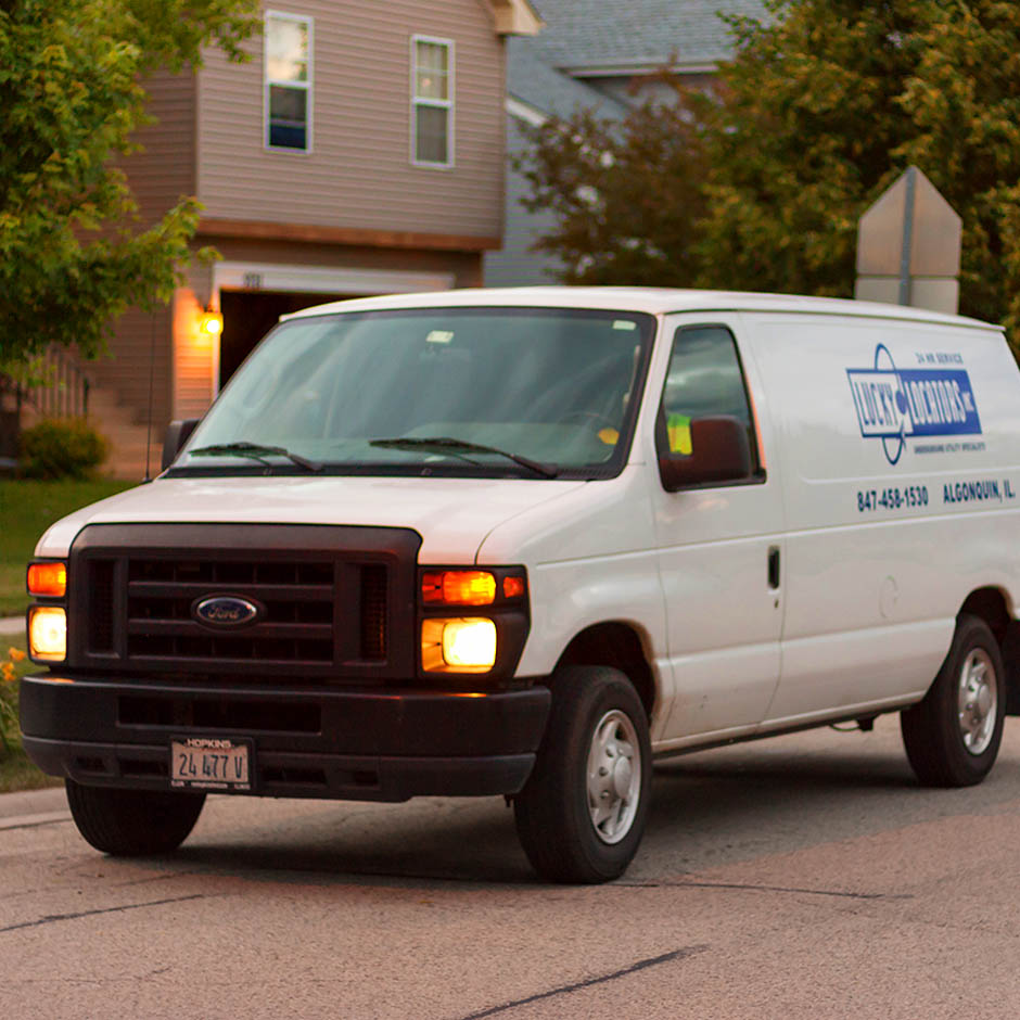 lucky-locator-utility-van